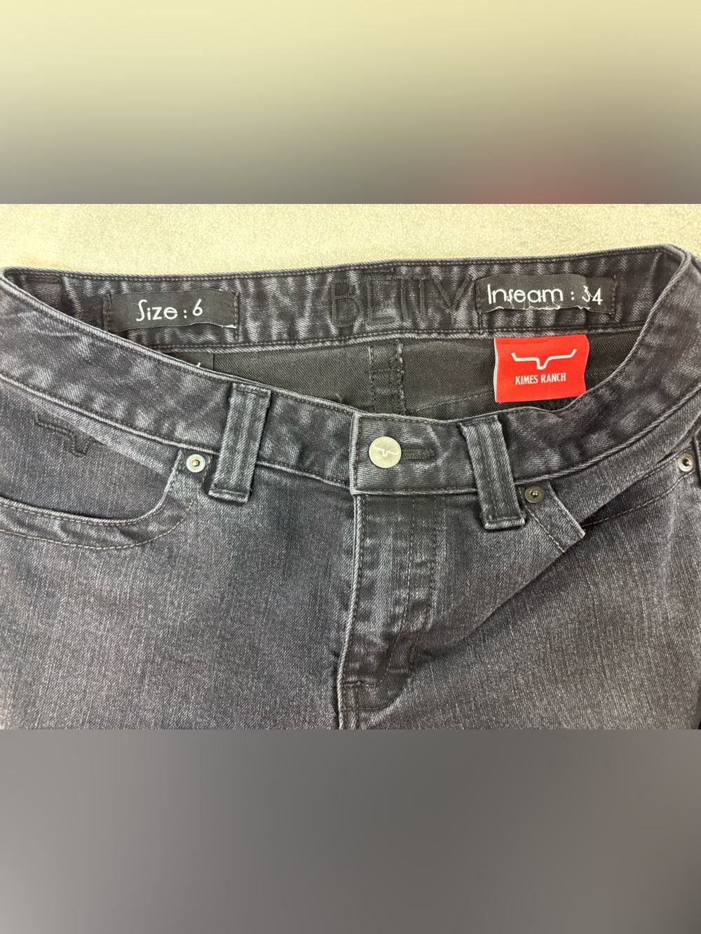 Kimes Ranch Betty Black Wash Bootcut Jeans Size 6 34” Inseam USA - Picture 8 of 8